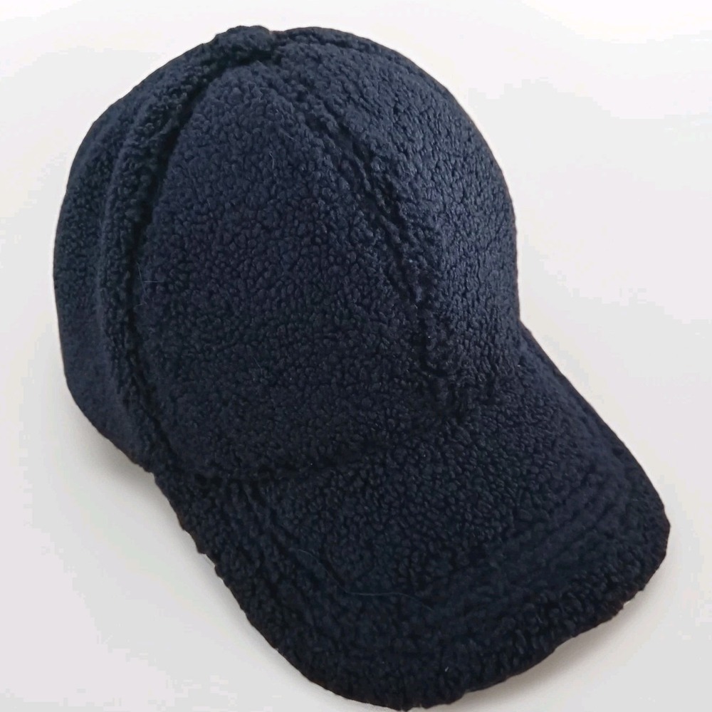 NWT UPhats Sherpa Baseball Hat Chocolate Size OS One Size NWT